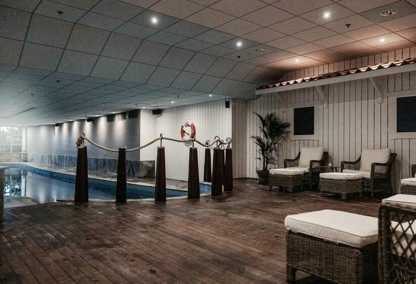 Sandhamn Seglarhotell