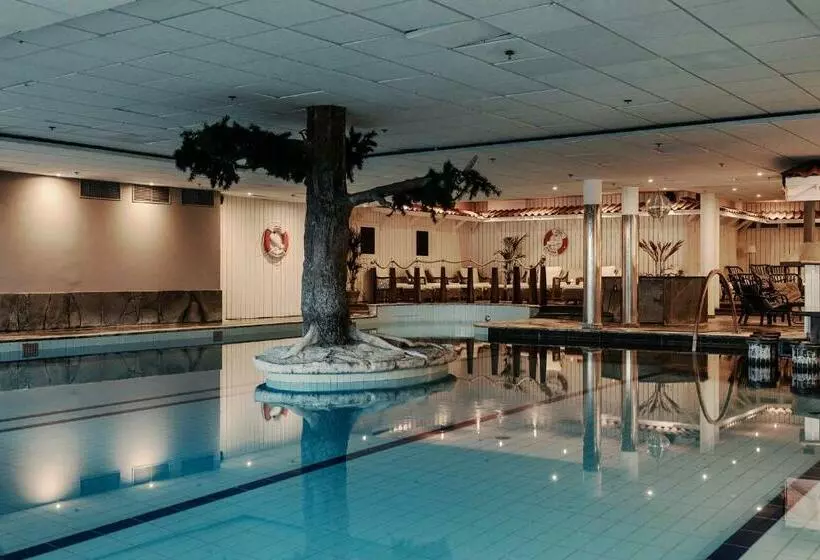 Sandhamn Seglarhotell