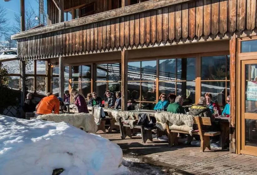 Majatalo Almcafe Schnakenhöhe