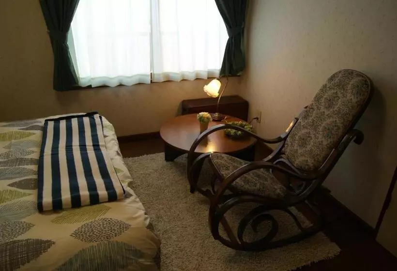 Majatalo Izari Village