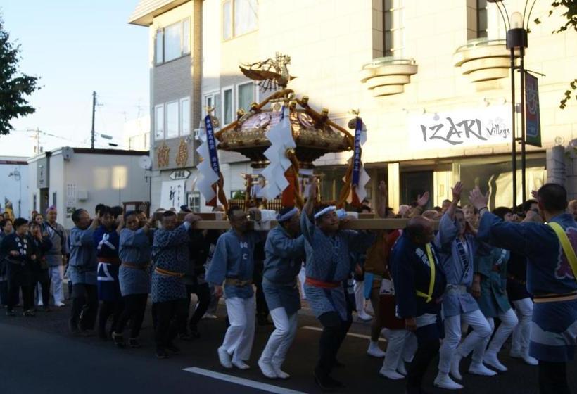 بنسيون Izari Village