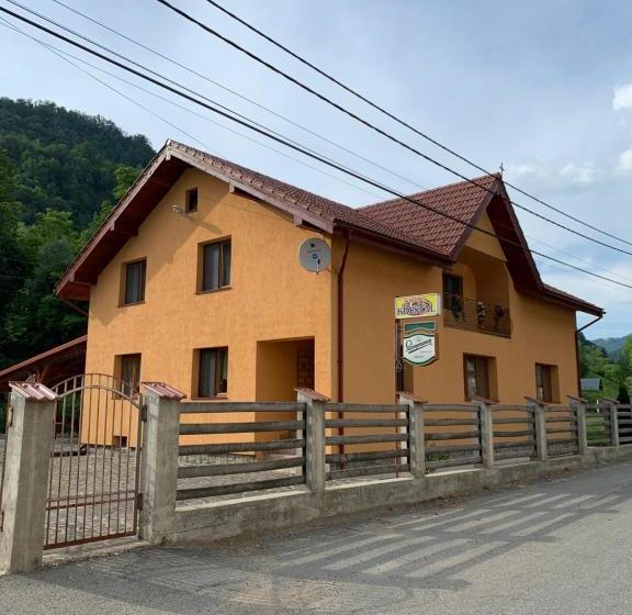 Пансион Krystal Romuli