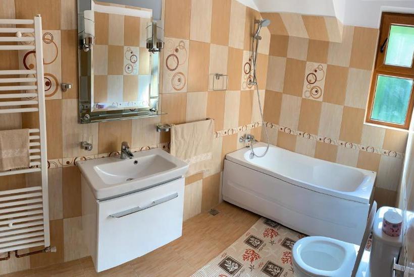 Пансион Krystal Romuli