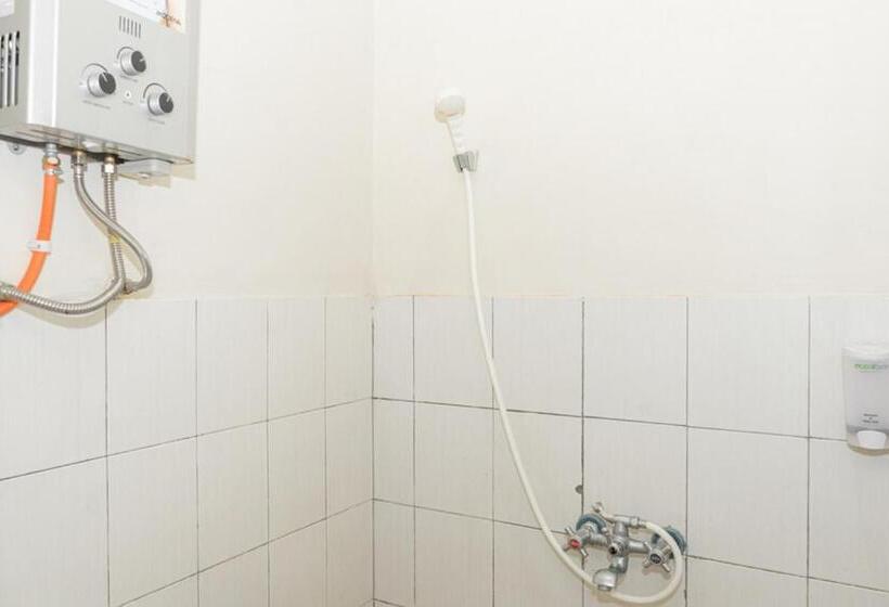 Pensione Reddoorz Near Gajahmungkur Semarang