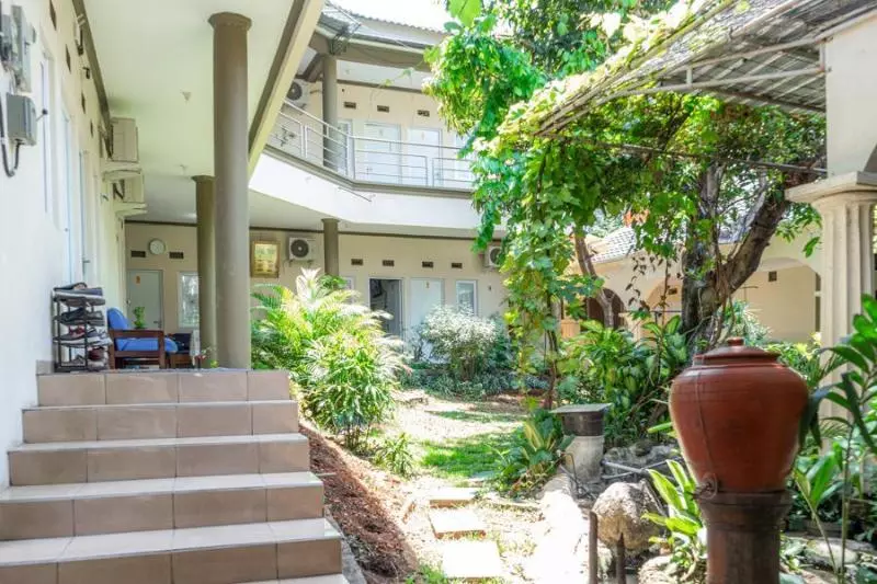 Majatalo Reddoorz Near Gajahmungkur Semarang