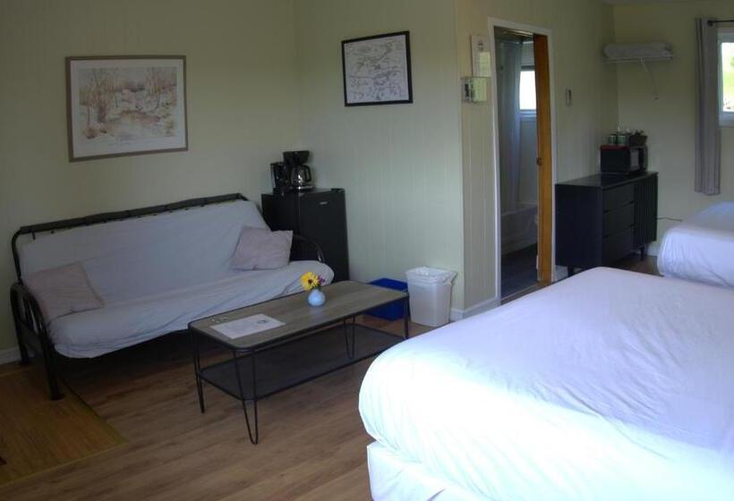 Port Loring Northland Motel