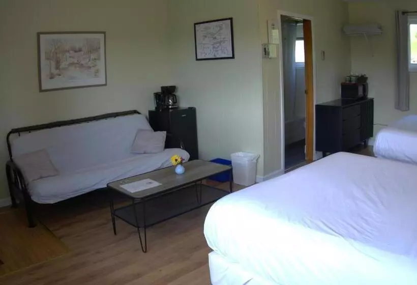 Port Loring Northland Motel
