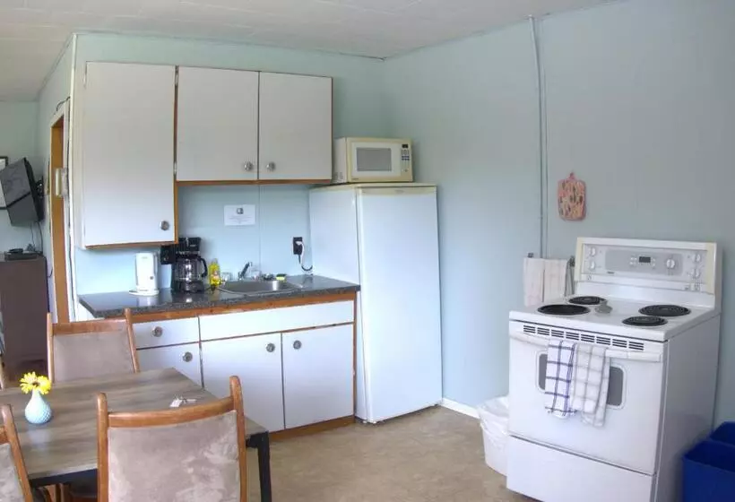 Port Loring Northland Motel