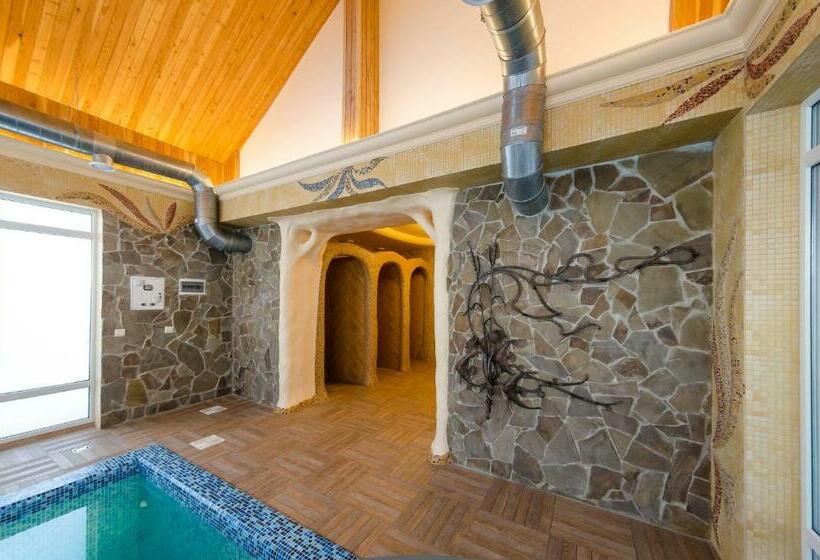 منتجع Hata Hutsula