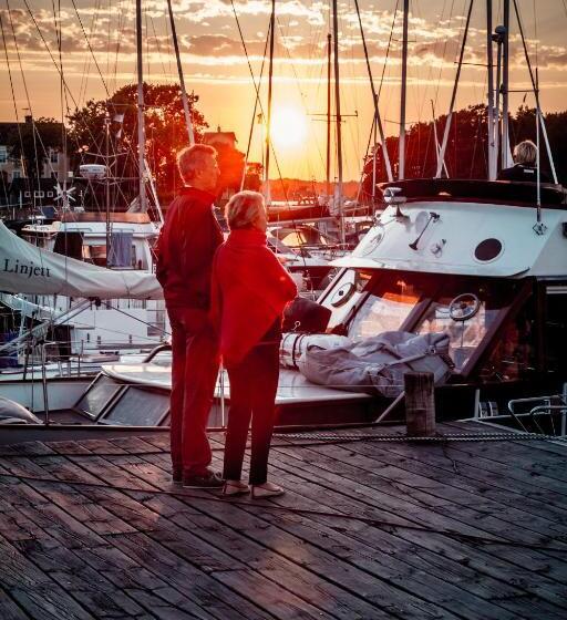 Sandhamn Seglarhotell