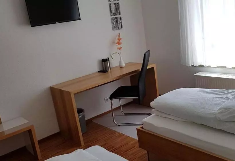 Hotelli Restaurant Hirsch