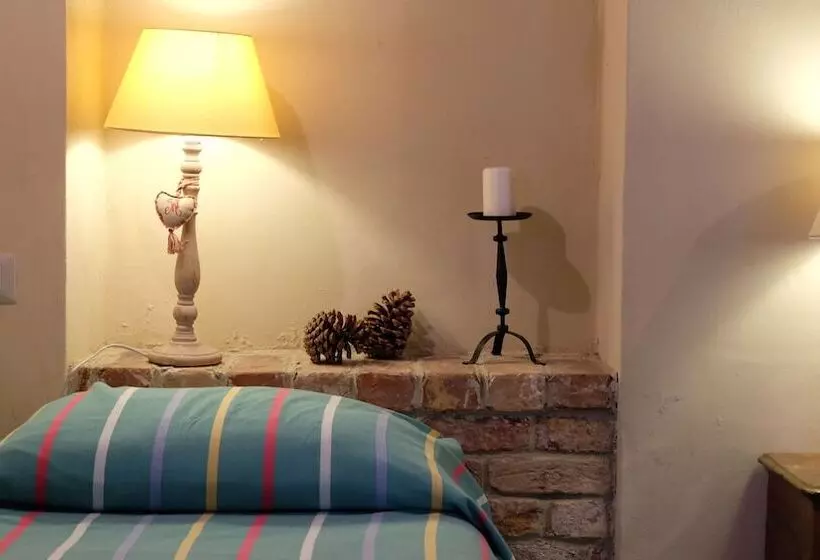 田舎風ホテル Agriturismo Il Roccolo