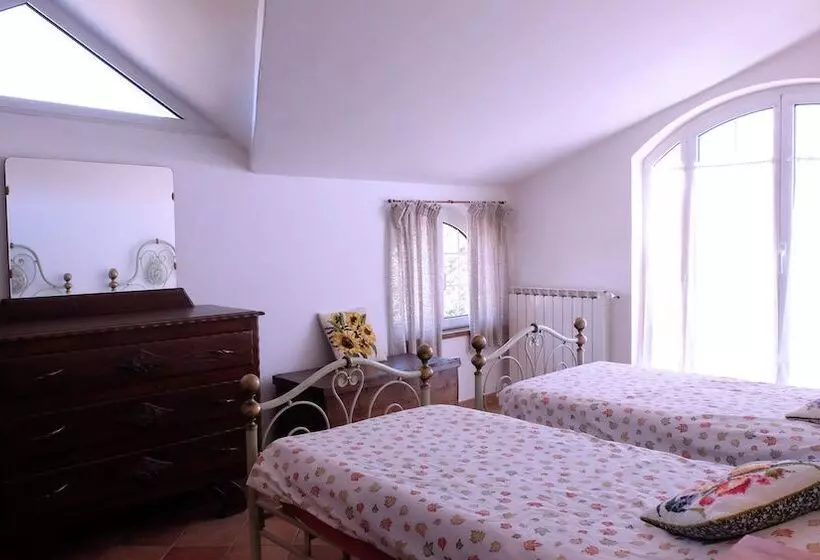 田舎風ホテル Agriturismo Il Roccolo