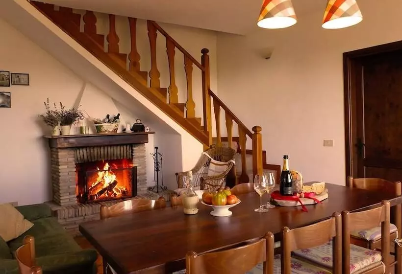 田舎風ホテル Agriturismo Il Roccolo