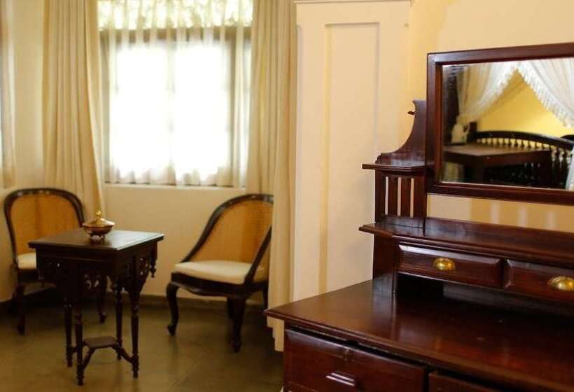 호텔 Sanctuary Lodge