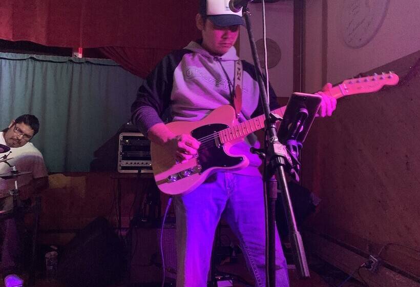 호텔 Sheridan Lawrence Inn