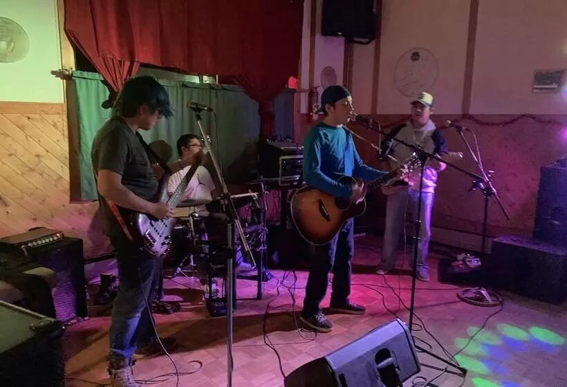 Hotelli Sheridan Lawrence Inn