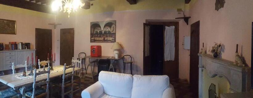 민박 Affittacamere Ferrari