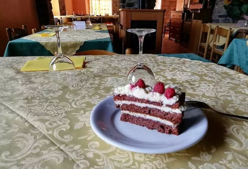 تختخواب و صبحانه La Genzianella