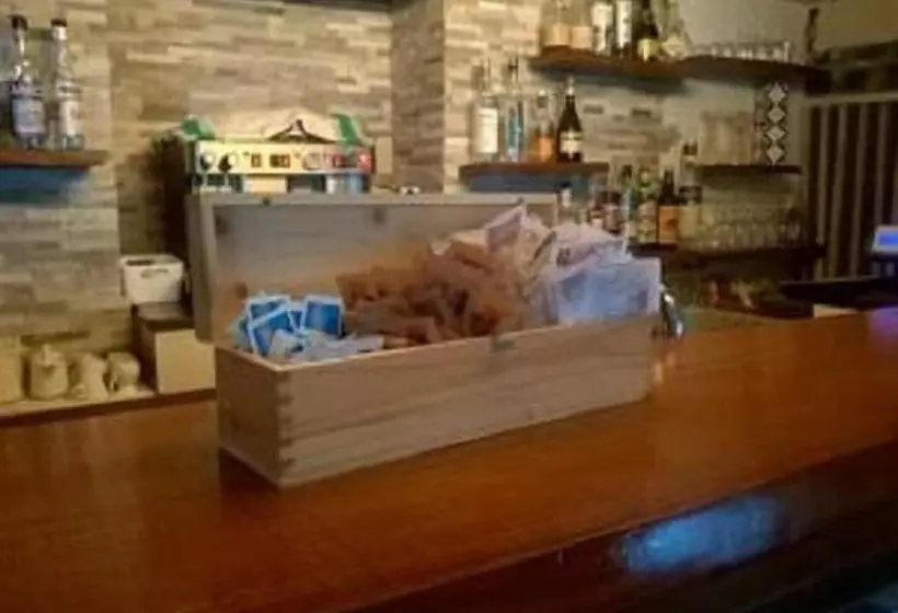 تختخواب و صبحانه La Genzianella