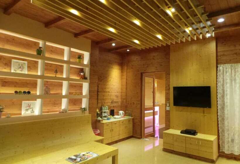 בית מלון כפרי Arcadia Resort