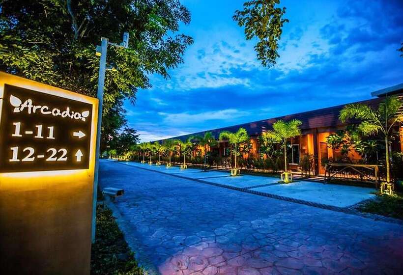 בית מלון כפרי Arcadia Resort