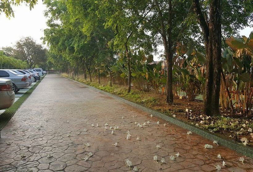 בית מלון כפרי Arcadia Resort