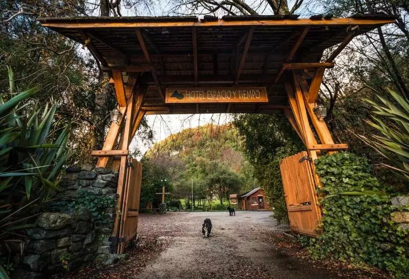 Espacio Y Tiempo Hotel De Montaña