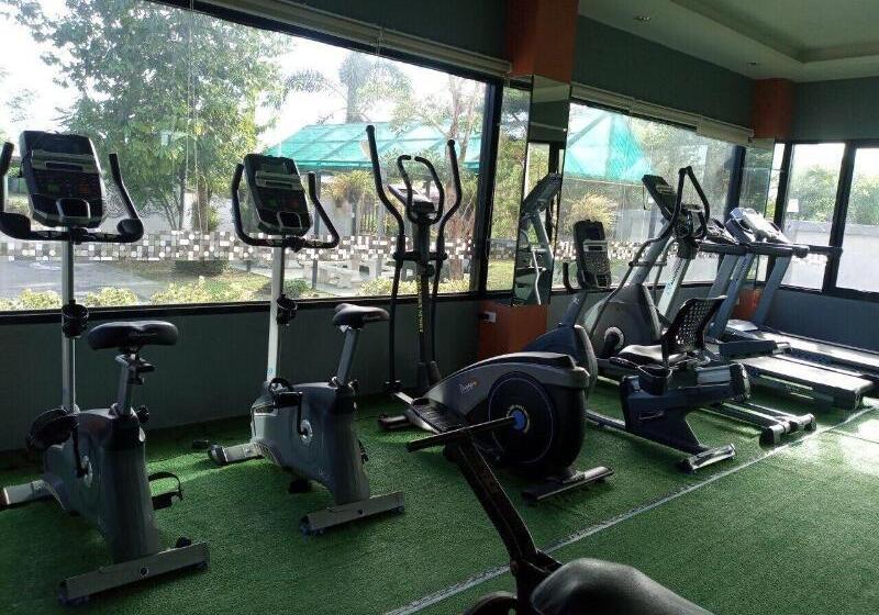 Hotel Grand Esie Service Apartment