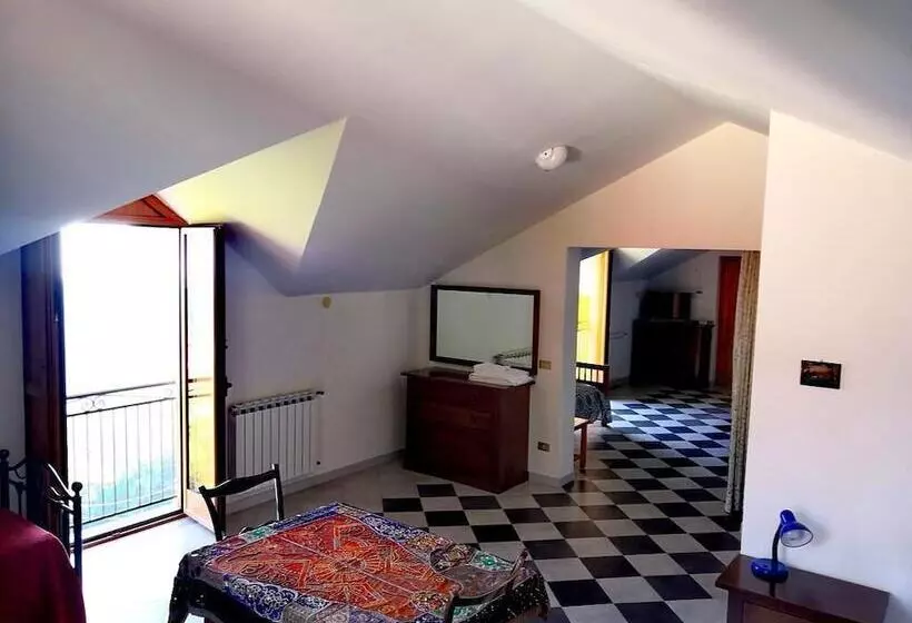 Maaseutuhotelli Agriturismo Il Castagno