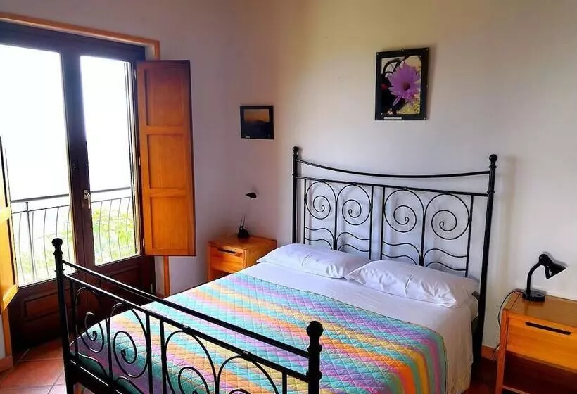 Maaseutuhotelli Agriturismo Il Castagno