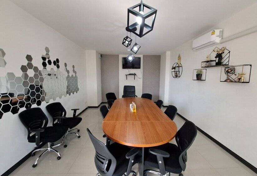 هتل Sakura Boutique