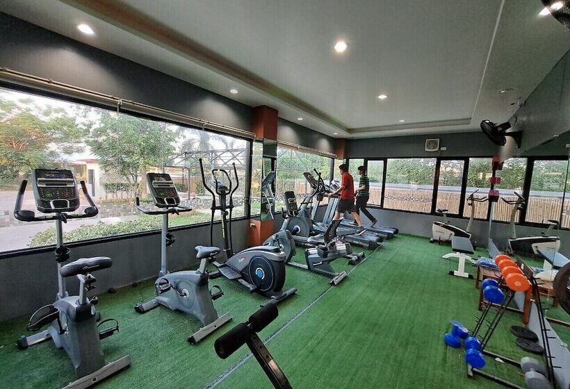 هتل Sakura Boutique