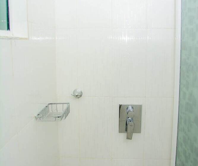 פנסיון Villa White