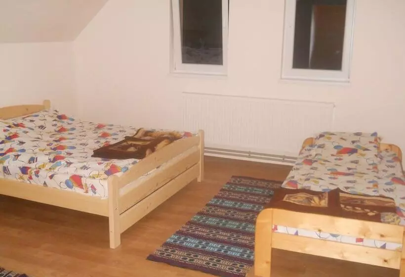 Pensiunea Cabana Sestina