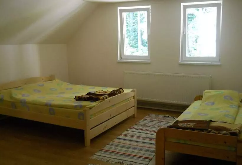 Pensiunea Cabana Sestina