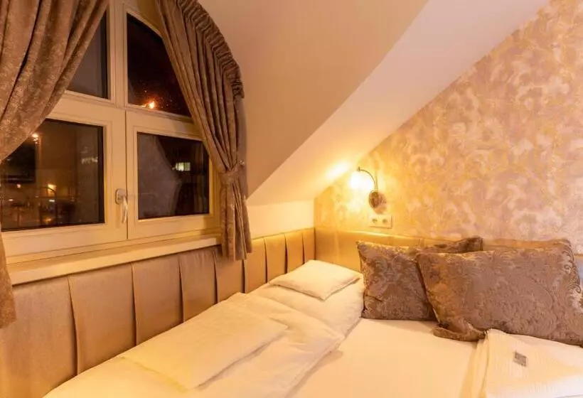 Hotelli Teátrum Boutique