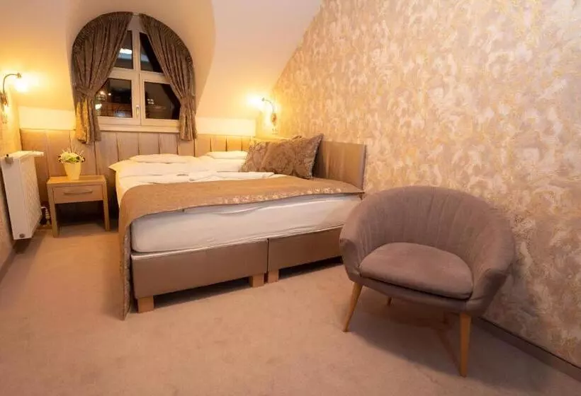 Hotelli Teátrum Boutique