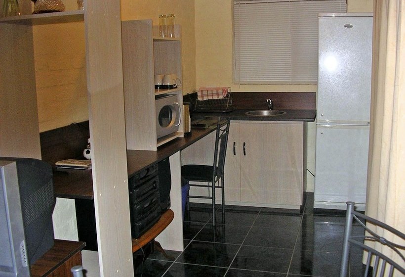 فندق Little Lotta Cottage