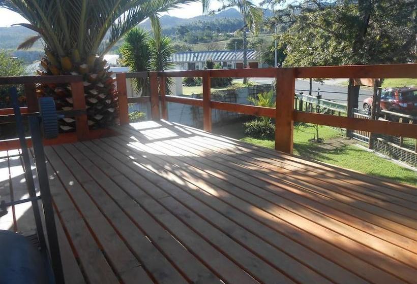 فندق Little Lotta Cottage