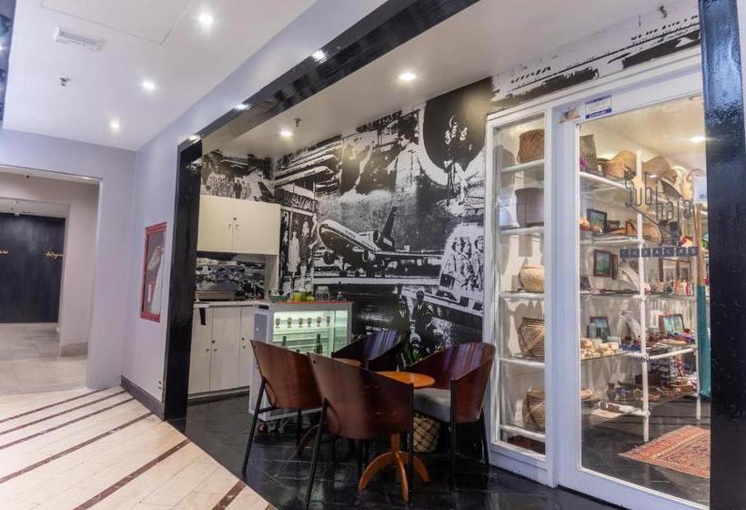 هتل Altamira Suites