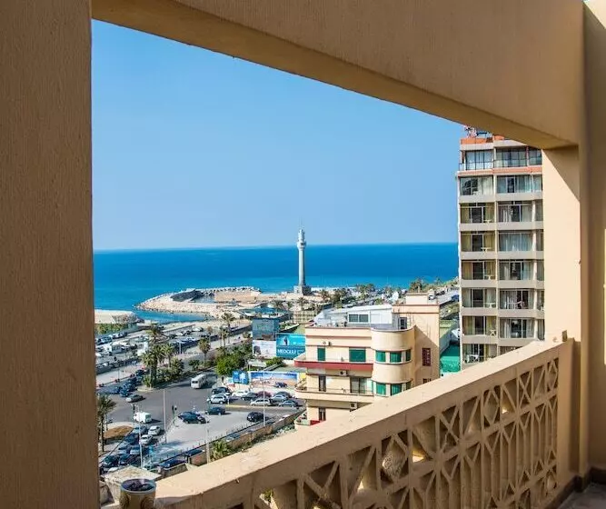 هتل Rawche Universal Apartments