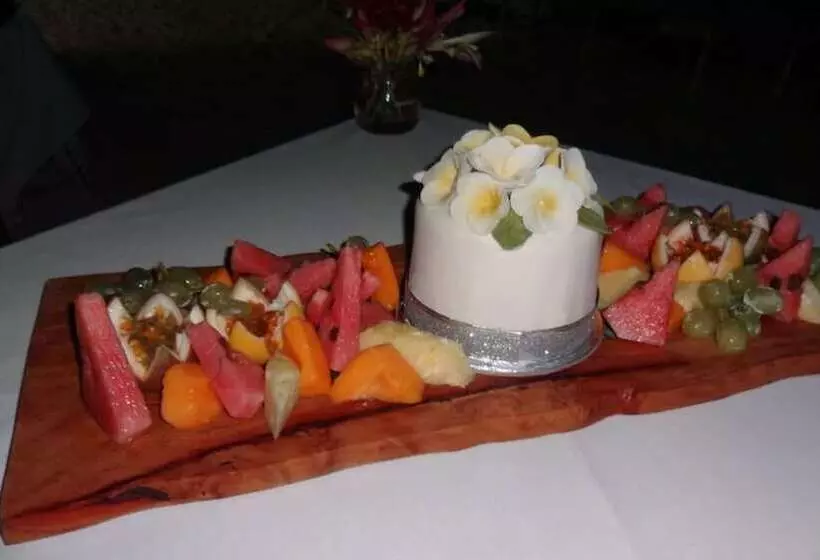 هتل Breakas Beach Resort