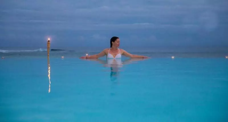 هتل Breakas Beach Resort