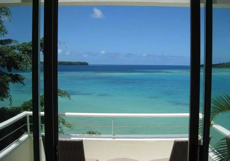 هتل Chantilly S On The Bay