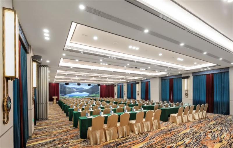 Chengdu Tibetan Hotel Free Welcome Tibetan Tea