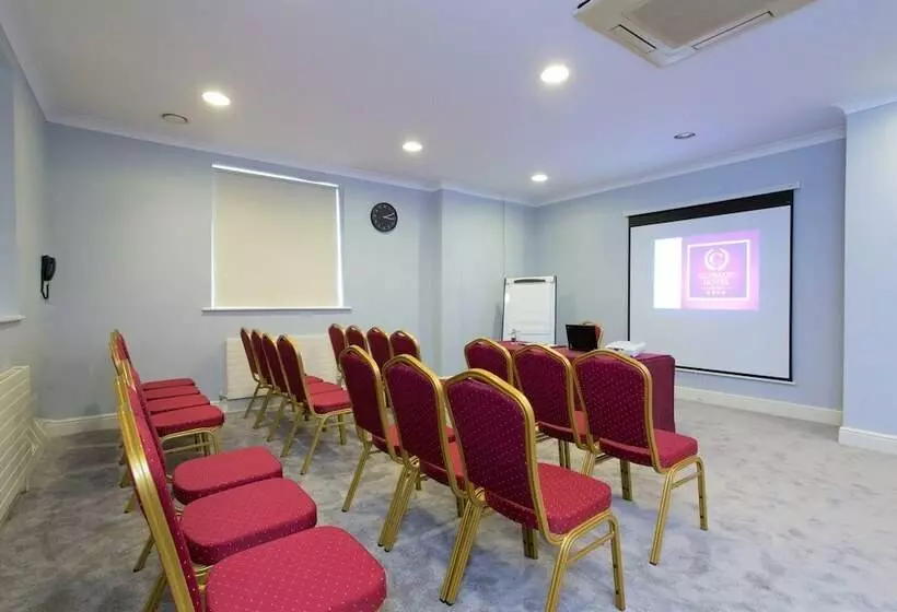 בית מלון כפרי Clybaun