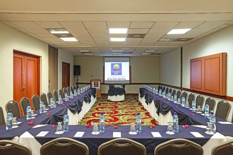 هتل Comfort Inn Real San Miguel