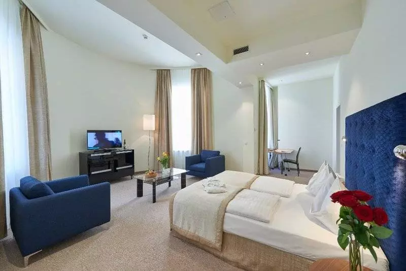 酒店 Hilight Suites