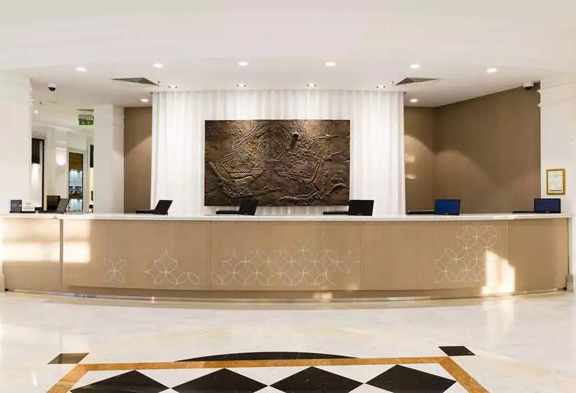 هتل Hilton Malta